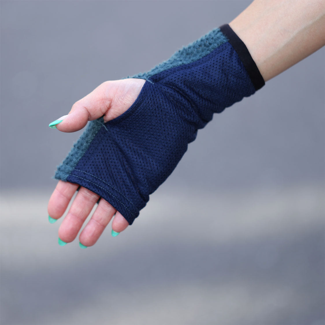 ウルサス / ベアーパウグローブ(90)