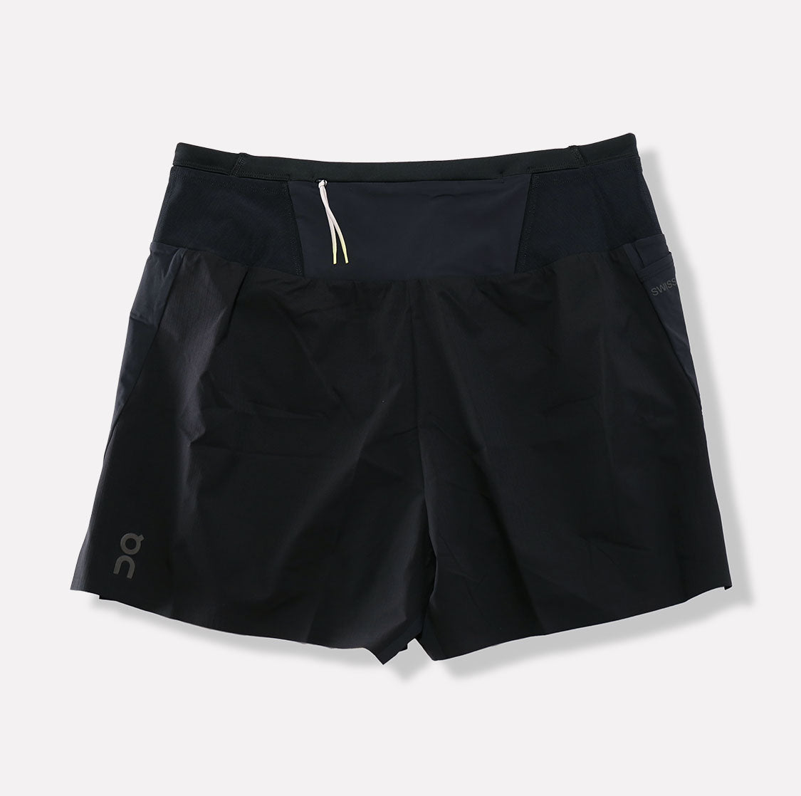 オン / ウルトラショーツ