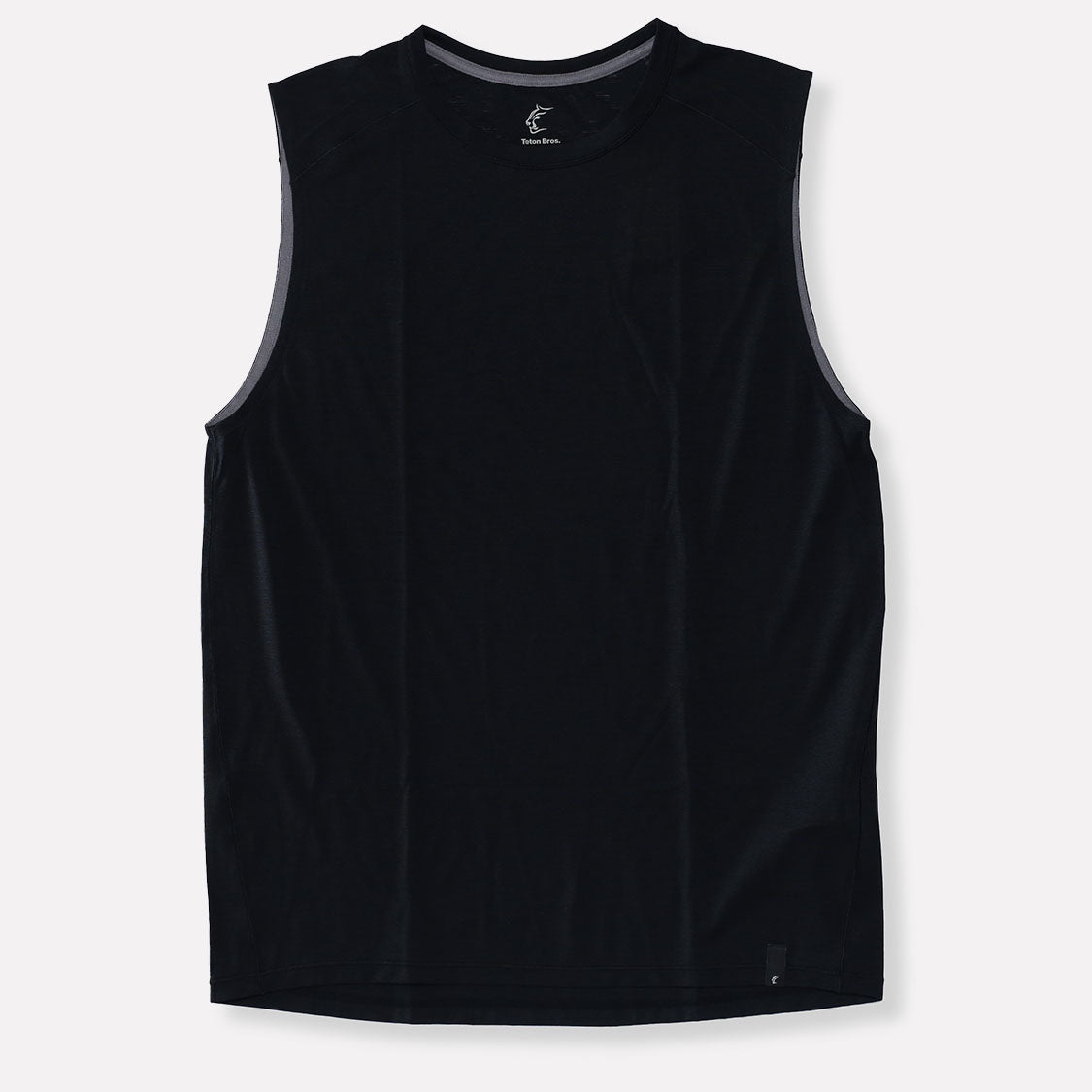 ティートンブロス / アクシオライト ノースリーブ(2025)