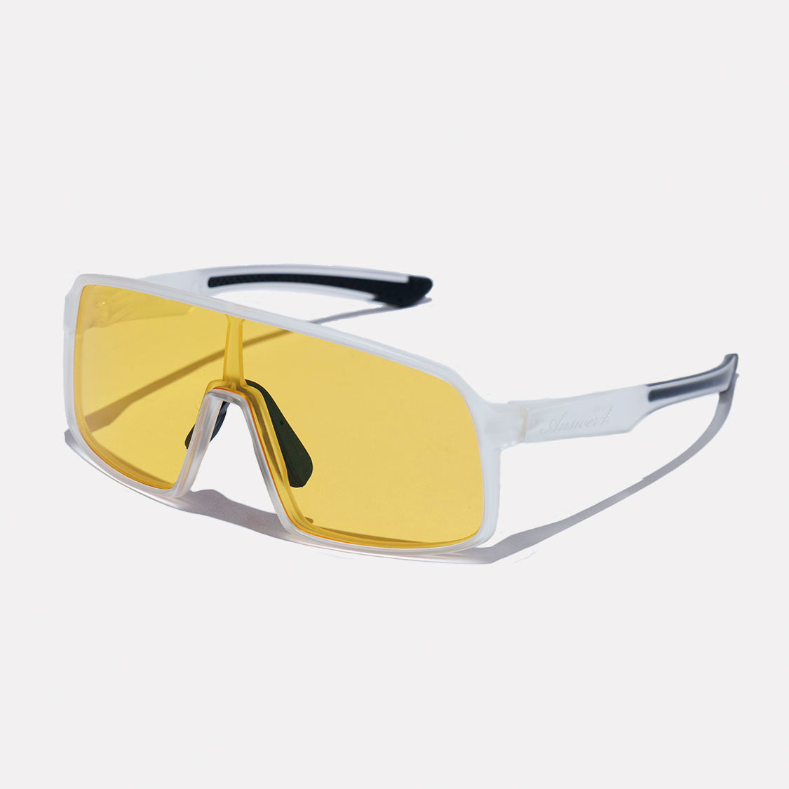 アンサーフォー / サングラス02