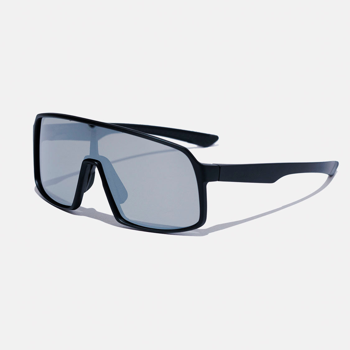 アンサーフォー / サングラス02