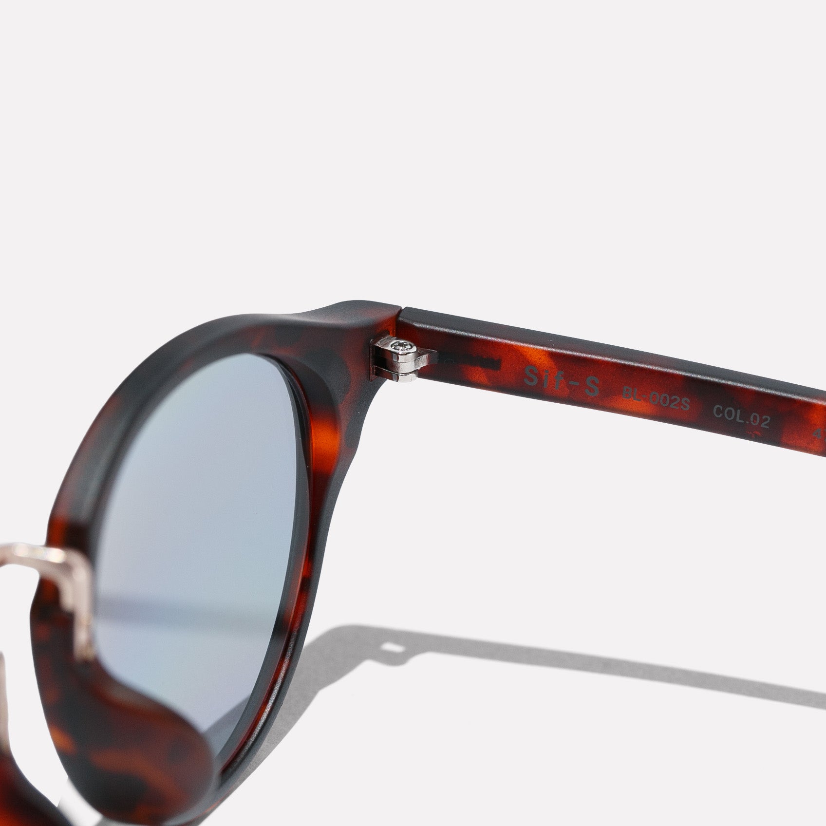 アウル ミルズ / シフーＳ