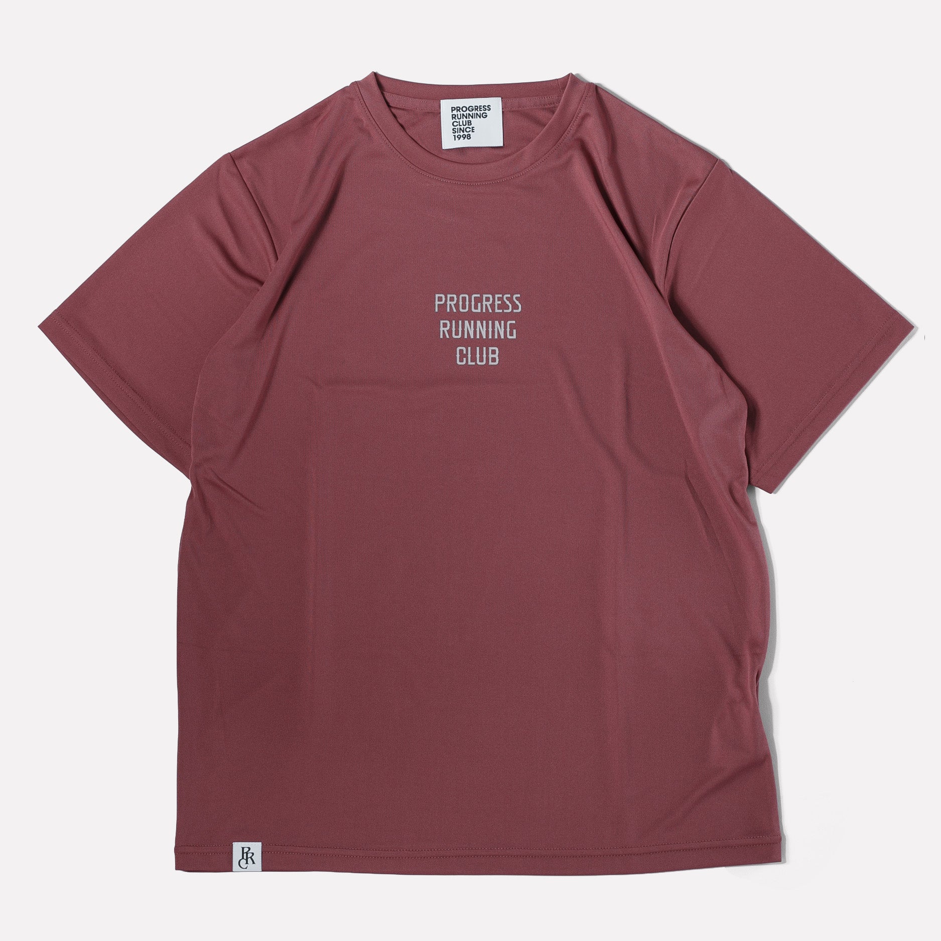 プログレス ランニング クラブ / ビッグ P ランナー クイック ドライ ＆ UVケア ショートスリーブ ティ