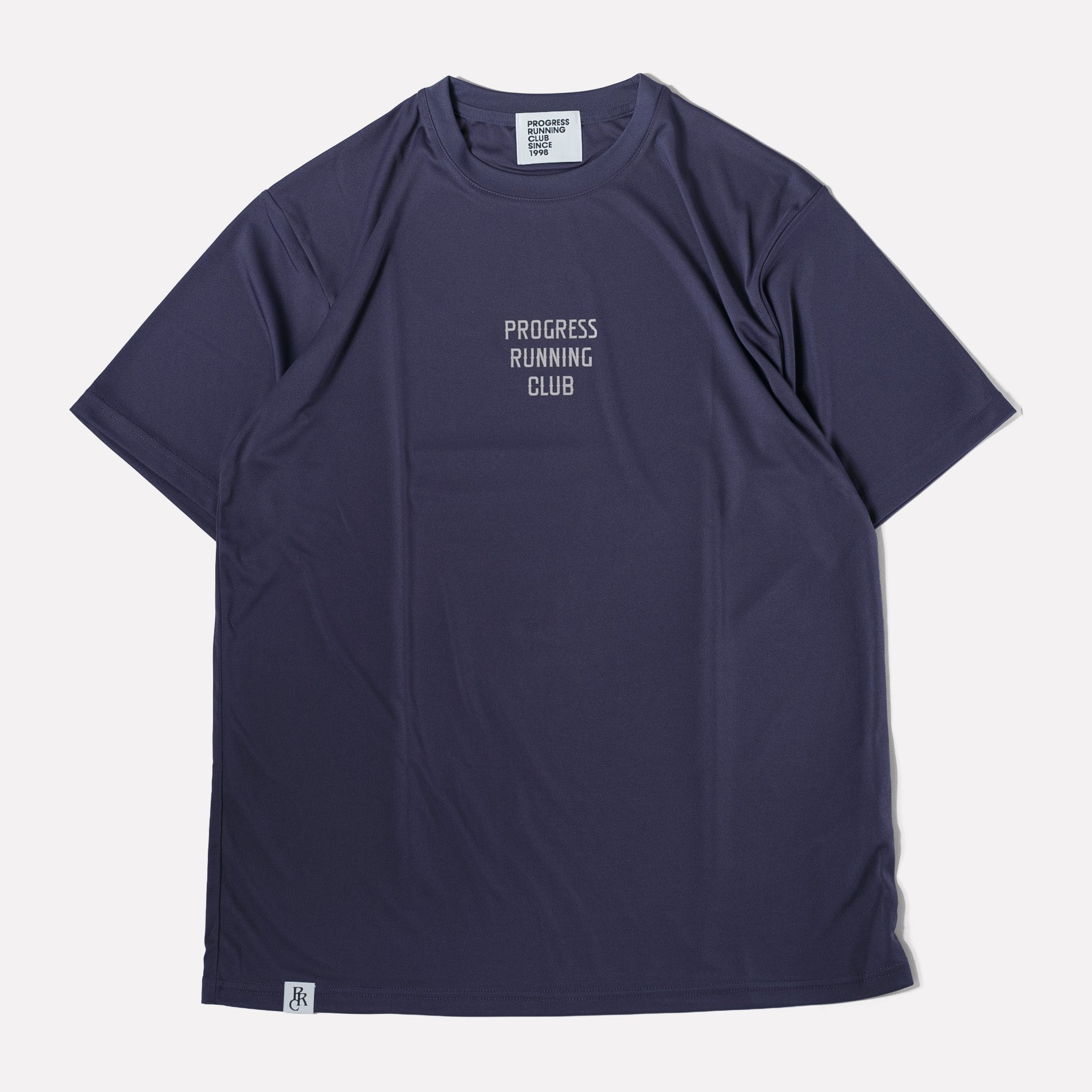 プログレス ランニング クラブ / ビッグ P ランナー クイック ドライ ＆ UVケア ショートスリーブ ティ