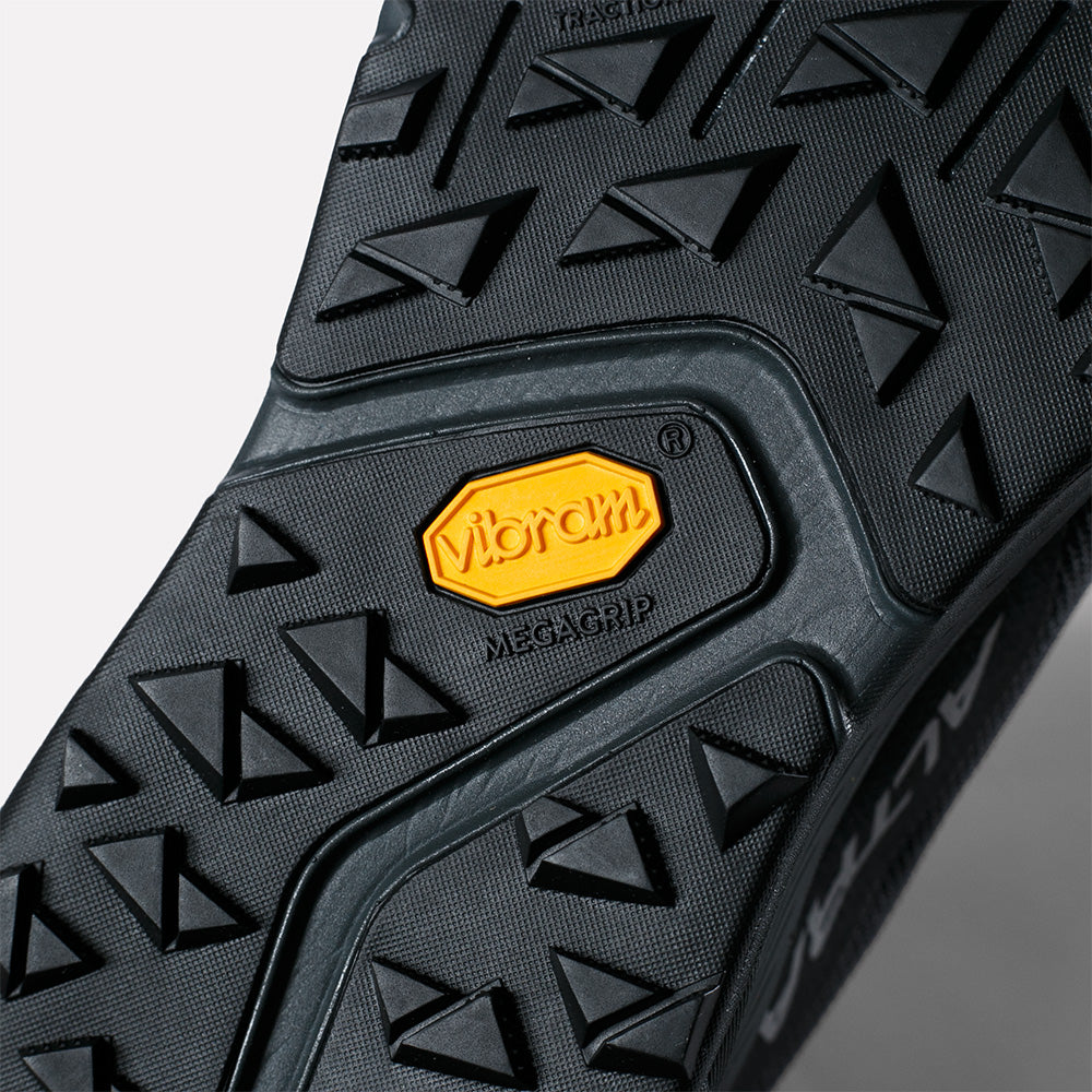 アルトラ / エクスペリエンス ワイルド 3＋（Black）